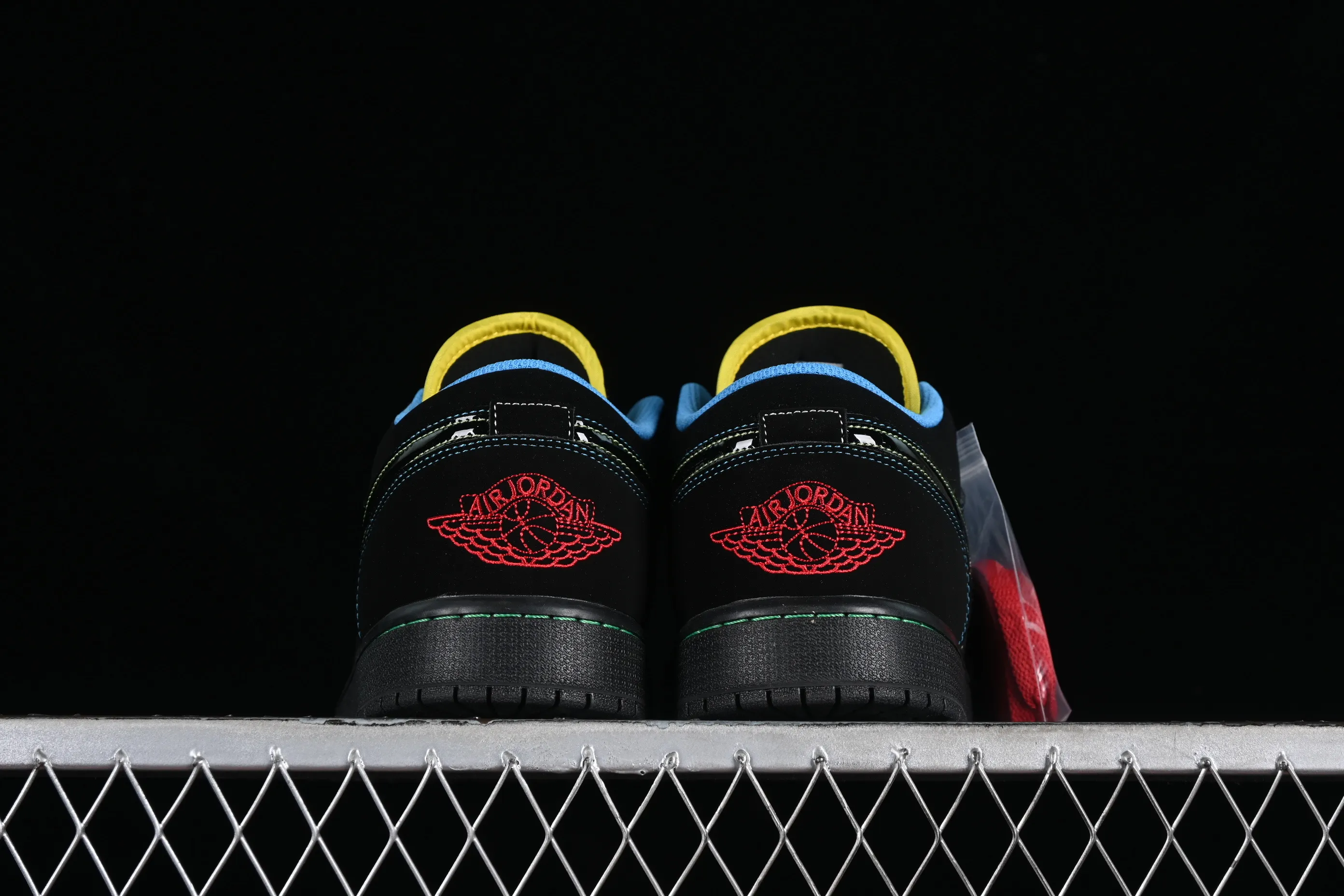 All categories Air Jordan Jordan series basketball shoes Air Jordan 1 Low Air Jordan 1 Low AJ1 Joe 1 black and green low-top cultural basketball shoes 338145-003